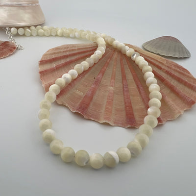Mother of Pearl Necklace 6 mm